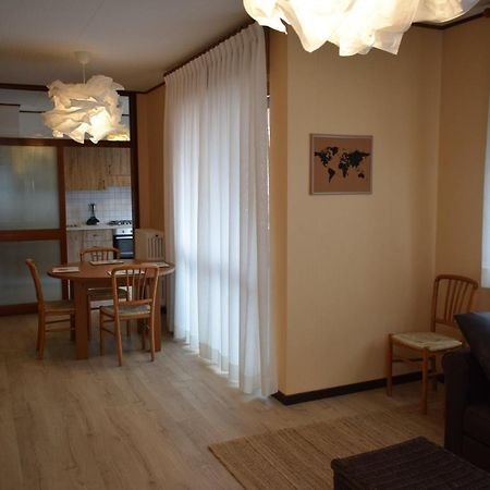 Lozzo Di Cadore - Dolomiti - Piazza IV Novembre Lozzo Cadore Ngoại thất bức ảnh