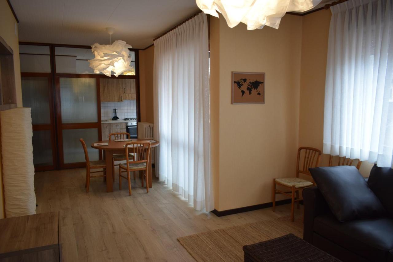 Lozzo Di Cadore - Dolomiti - Piazza IV Novembre Lozzo Cadore Ngoại thất bức ảnh